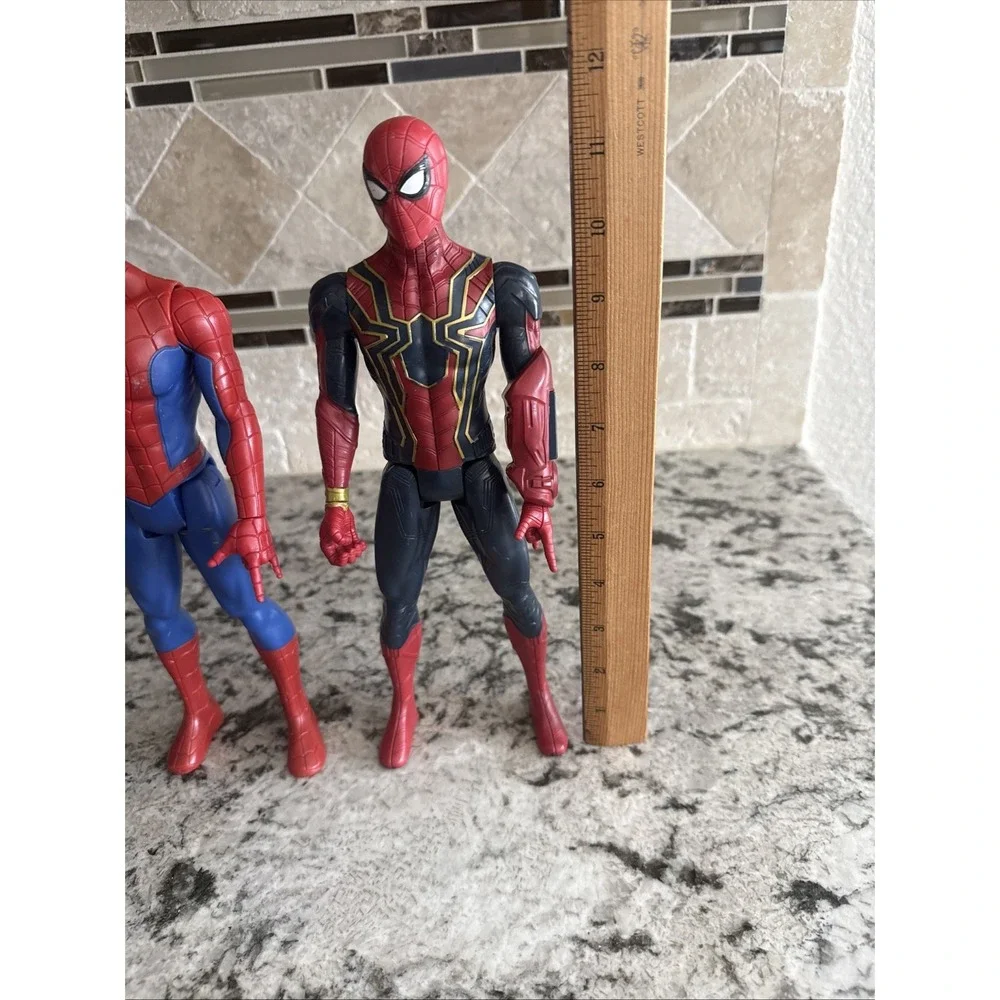 Marvel Avengers Titan Hero Lot  Iron Spider Man & Spider Man 12